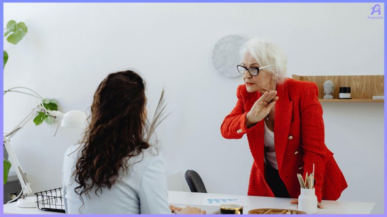 10 راهکار برای برخورد با سالمند‌ان لجباز