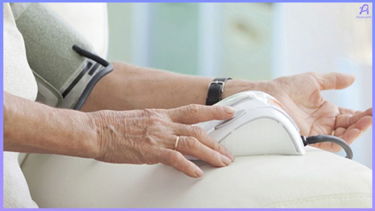 چکاپ سالیانه سالمندان